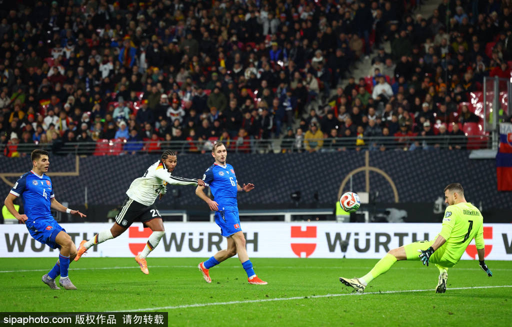 恩达夫帽子戏法绝平！斯图加特与多特蒙德上演德甲史诗对决